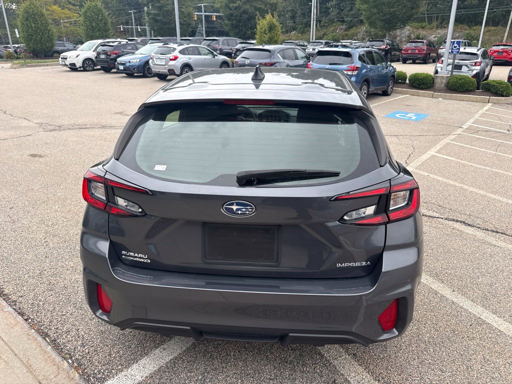 Used 2024 Subaru Impreza 2.0i AWD/4WD image 3
