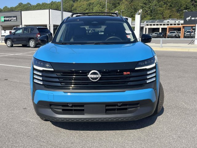 Used 2025 Nissan Kicks SR FWD image 9