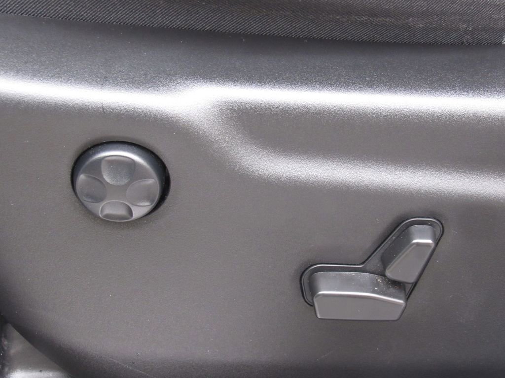 Used 2022 Dodge Durango GT image 13