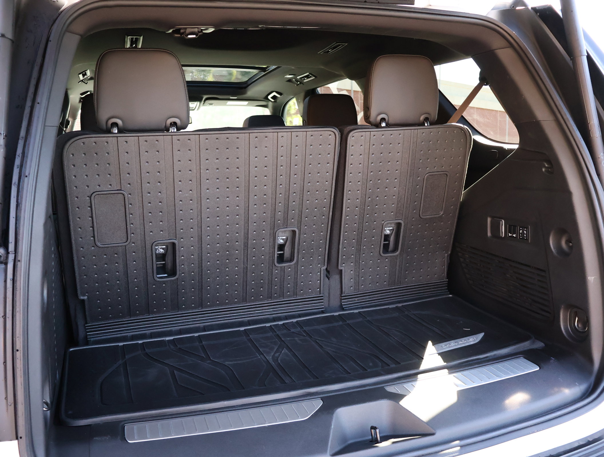 Certified 2023 Chevrolet Tahoe Z71 w/ Z71 Off-Road Package image 28