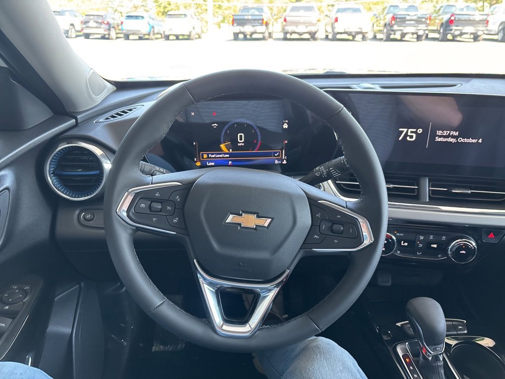 New 2026 Chevrolet Trax LT w/ Driver Confidence Package image 10