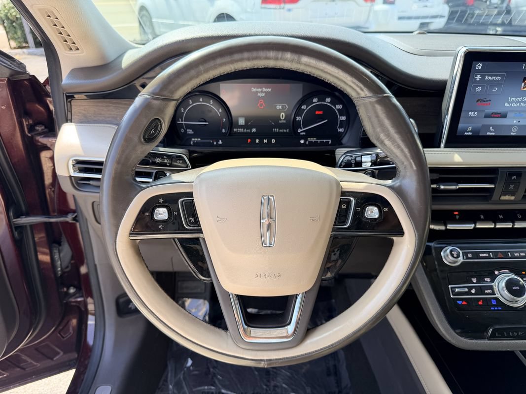 Used 2020 Lincoln Corsair Reserve w/ Equipment Group 201A AWD/4WD image 17