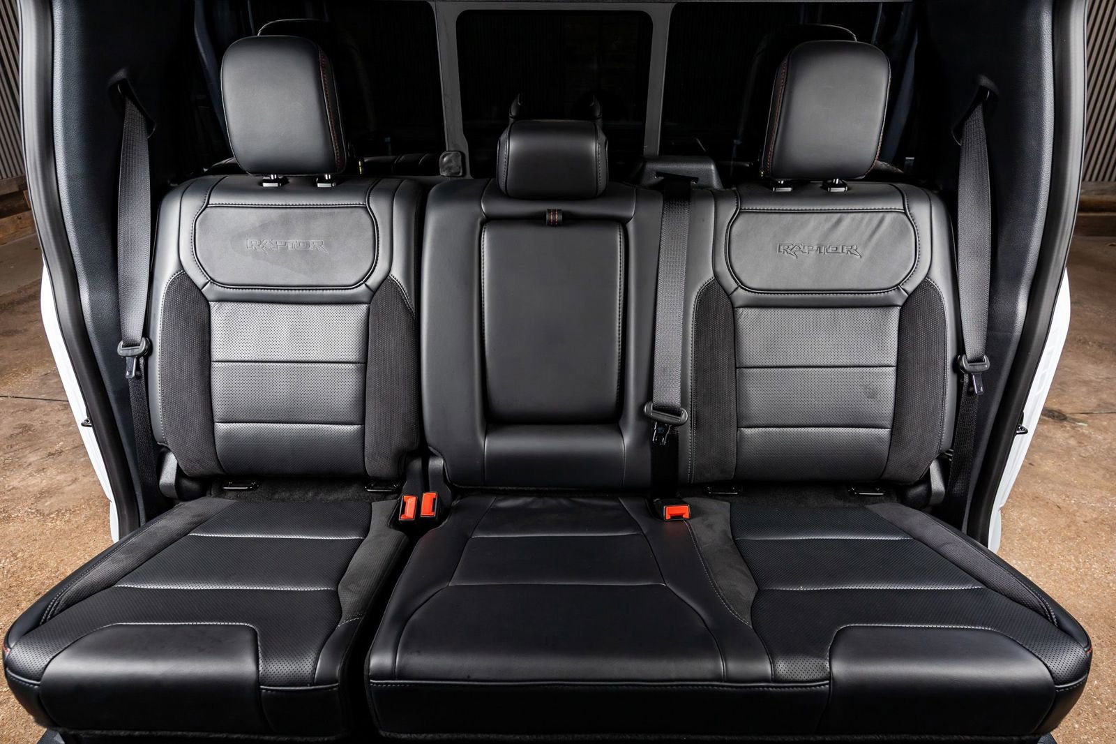 Used 2025 Ford F150 Raptor image 35