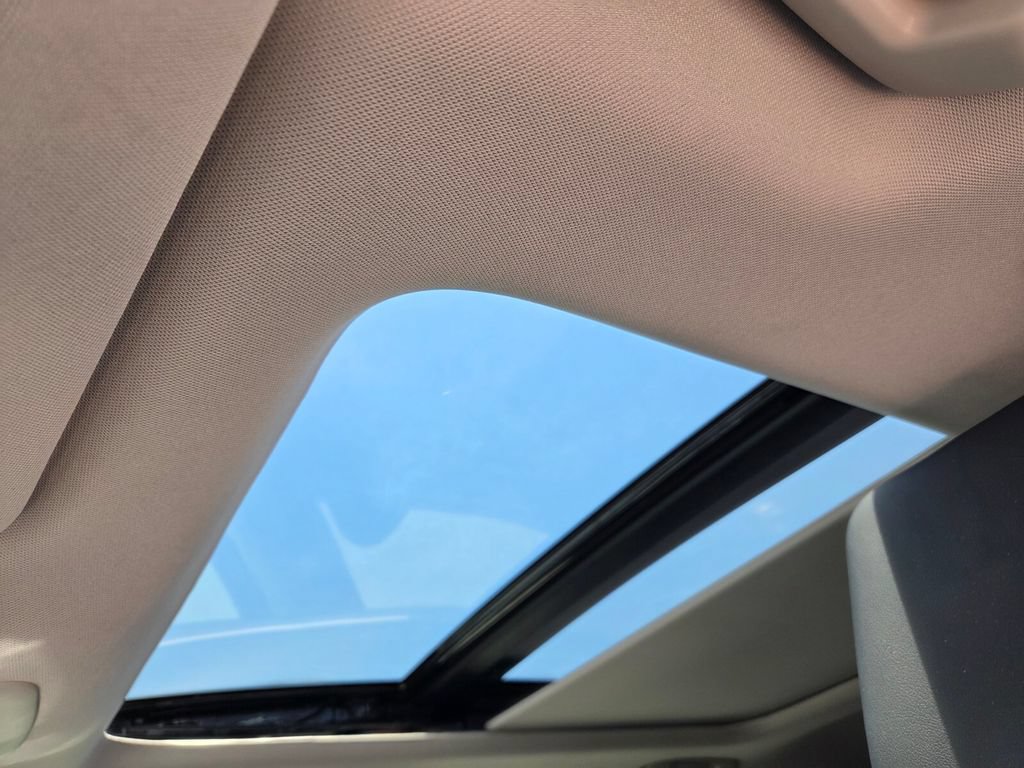 Used 2025 Nissan Murano SL AWD/4WD image 6