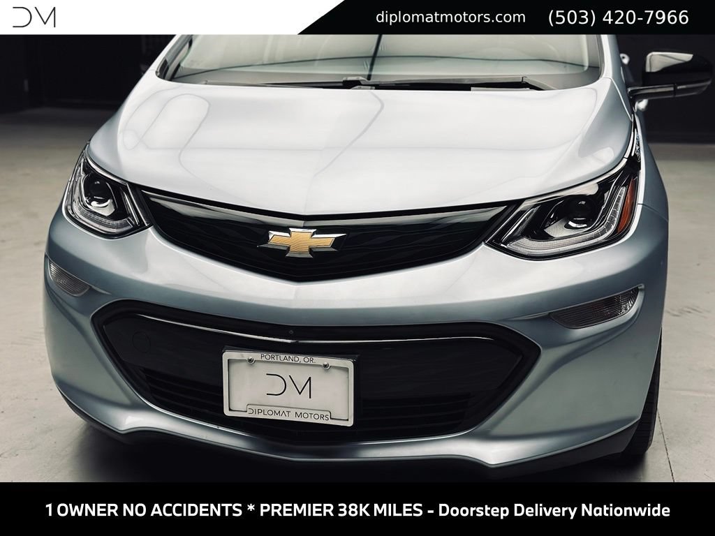Used 2017 Chevrolet Bolt Premier w/ Driver Confidence II Package FWD image 13
