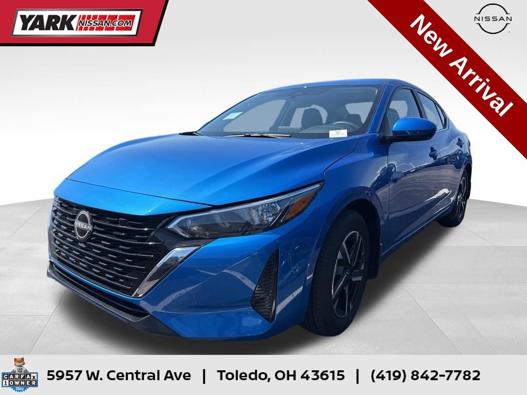 Certified 2025 Nissan Sentra SV image 1