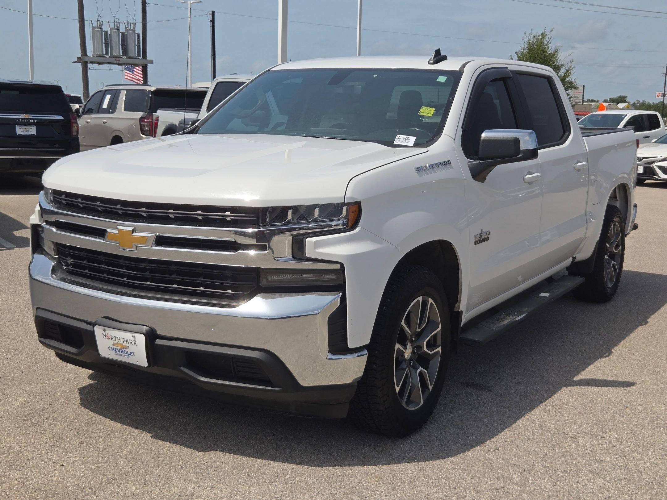 Used 2020 Chevrolet Silverado 1500 LT w/ Texas Edition RWD image 7