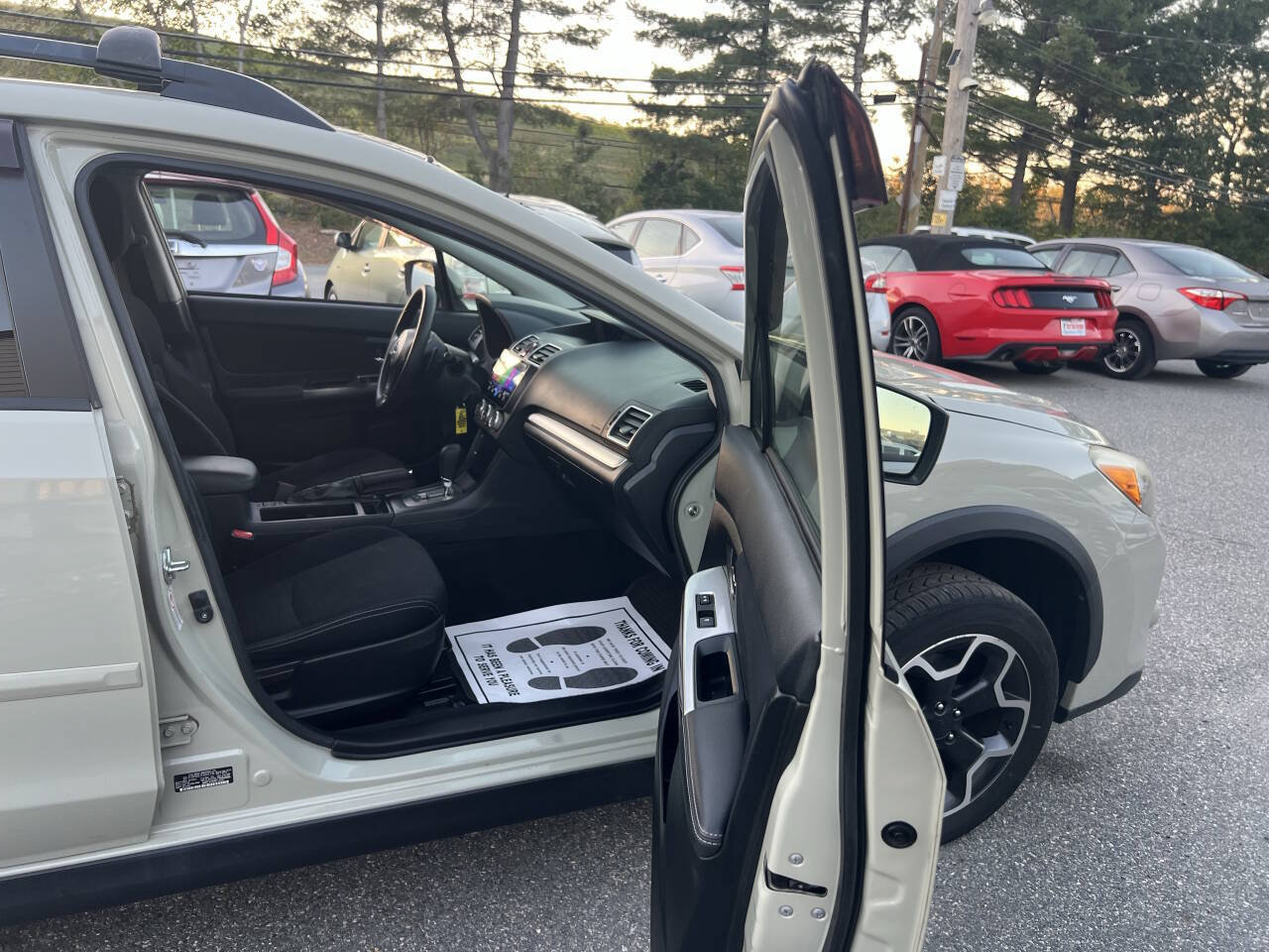 Used 2015 Subaru Crosstrek 2.0i Premium w/ Moonroof Package AWD/4WD image 10