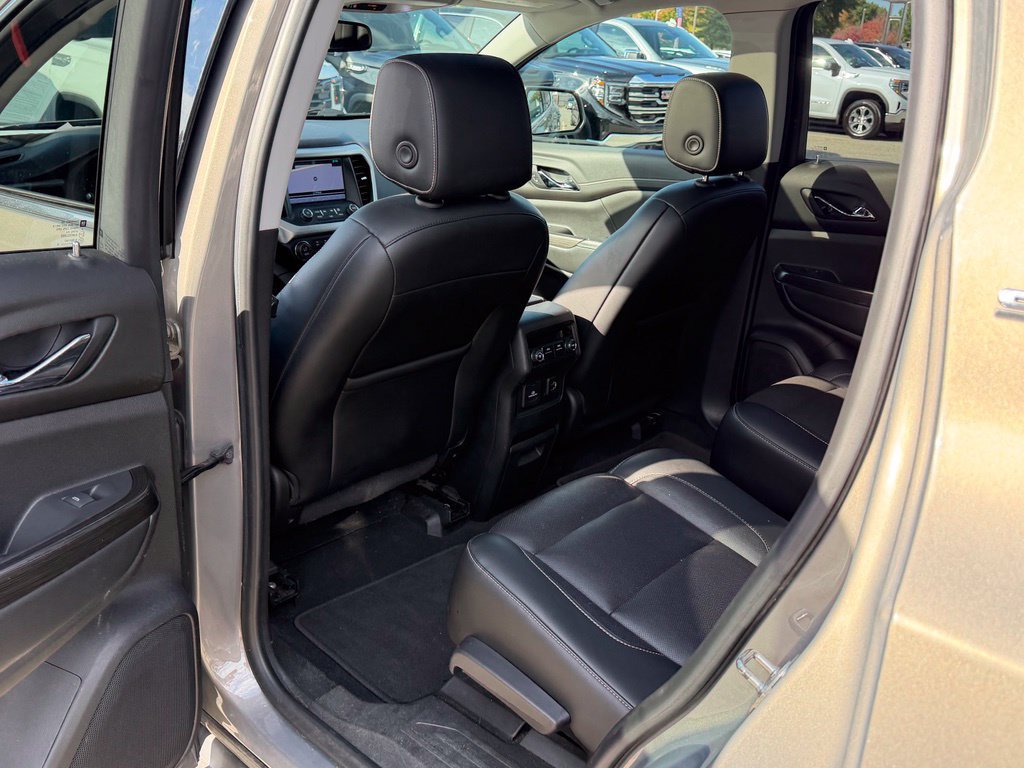 Used 2019 GMC Acadia SLT AWD/4WD image 15