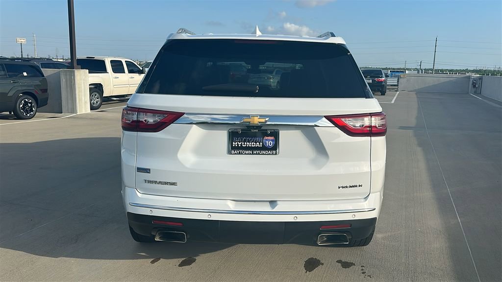 Used 2019 Chevrolet Traverse Premier w/ Driver Confidence II Package image 12