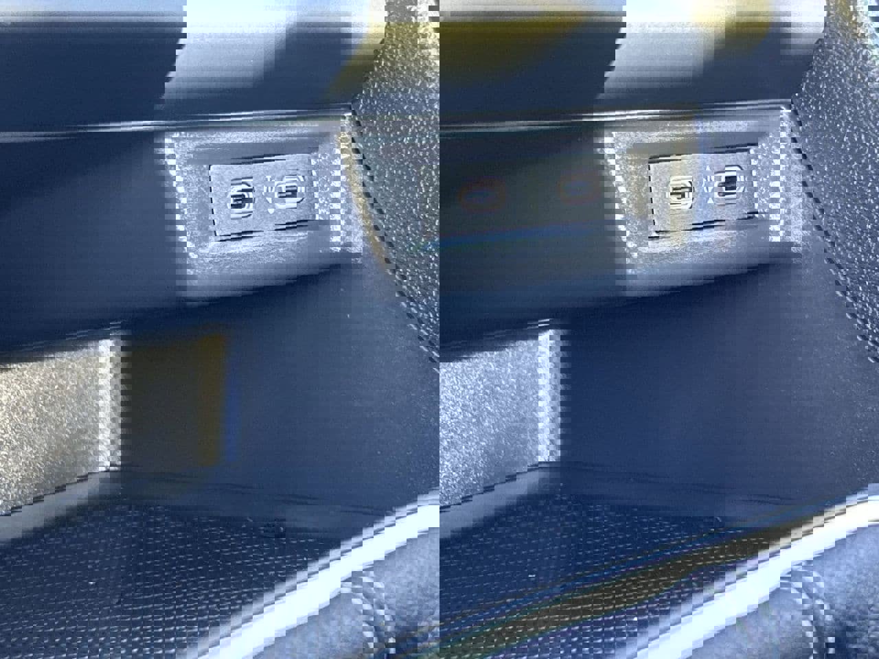 Certified 2023 Volkswagen Jetta Sport image 25