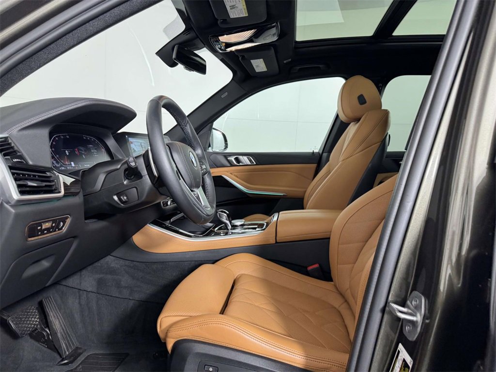 Used 2023 BMW X5 xDrive40i image 4