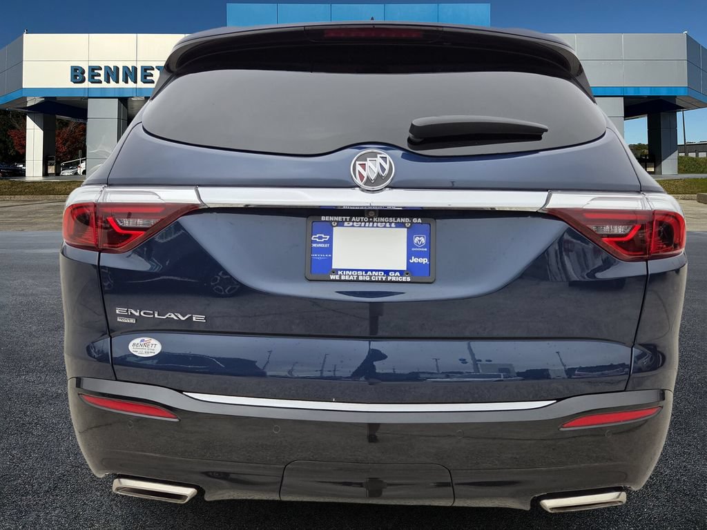 Used 2023 Buick Enclave Essence AWD/4WD image 5