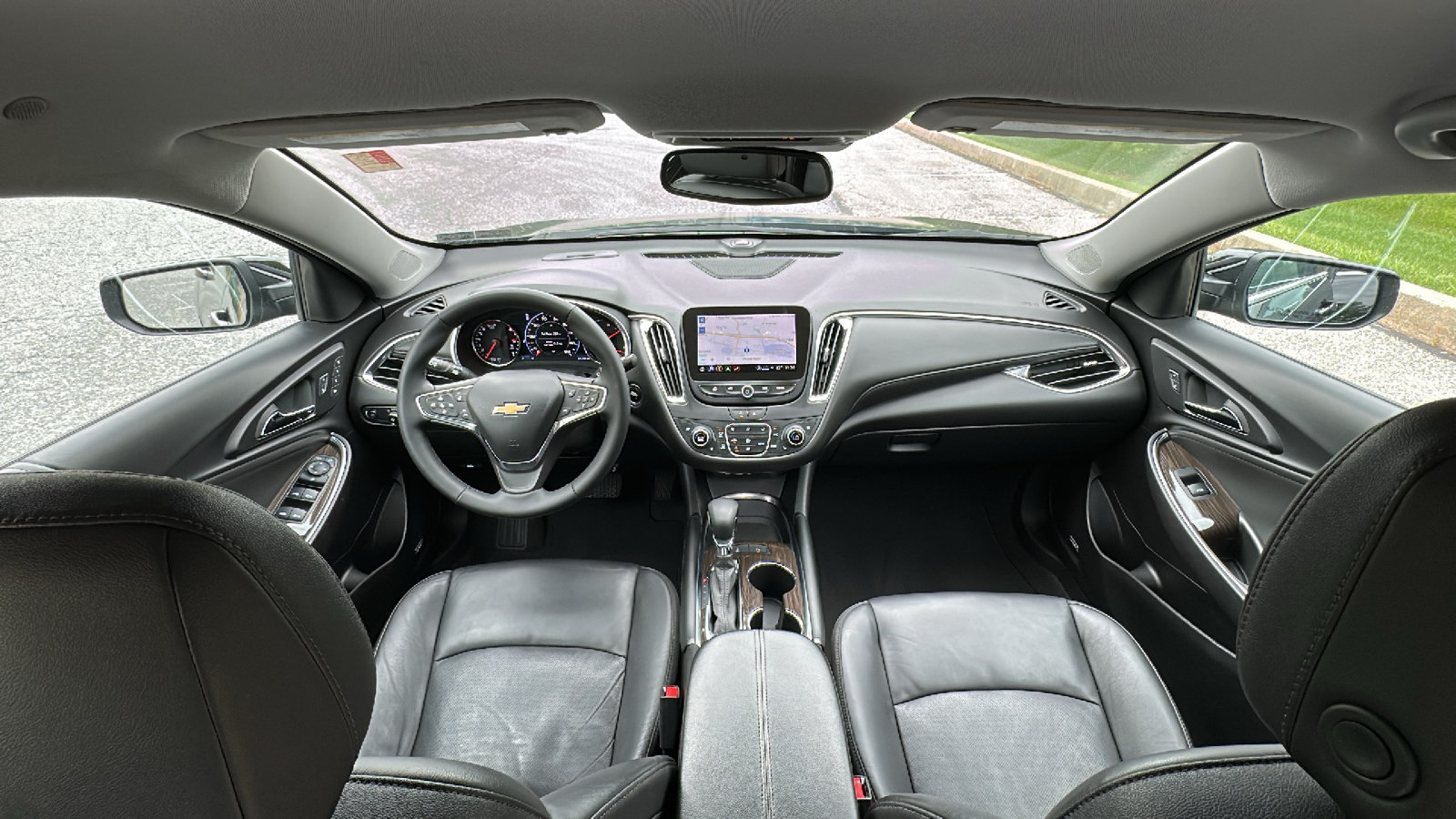 Used 2024 Chevrolet Malibu LT FWD image 27