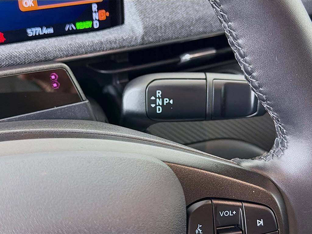 Used 2025 Ford Mustang Mach-E Premium AWD/4WD image 35