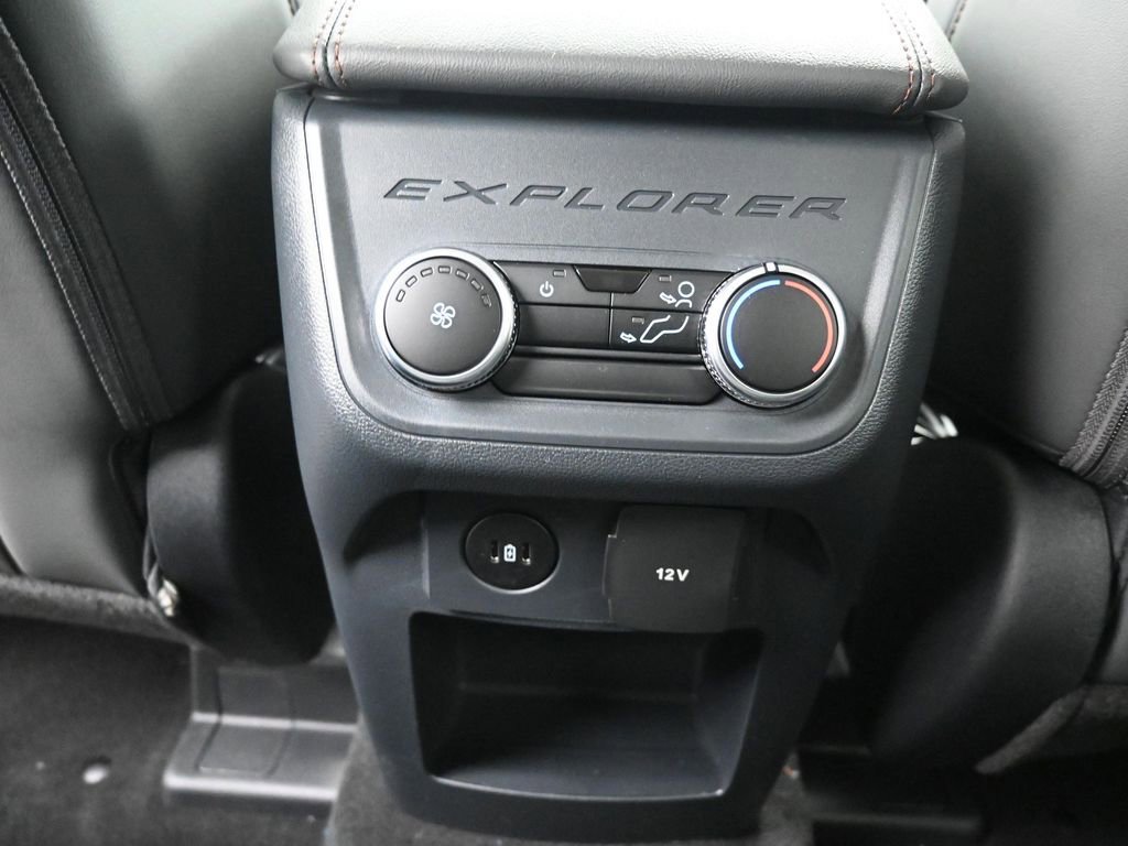 New 2026 Ford Explorer Active w/ Active Comfort Package AWD/4WD image 23