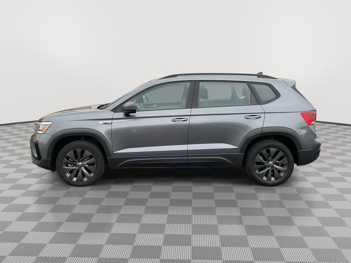 Used 2024 Volkswagen Taos S image 4