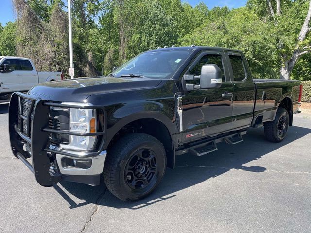 Used 2023 Ford F350 XL image 3