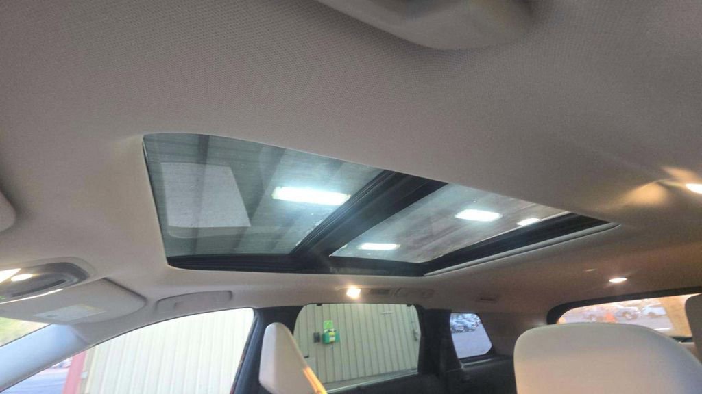 Used 2023 INFINITI QX60 Luxe w/ Cargo Package image 30