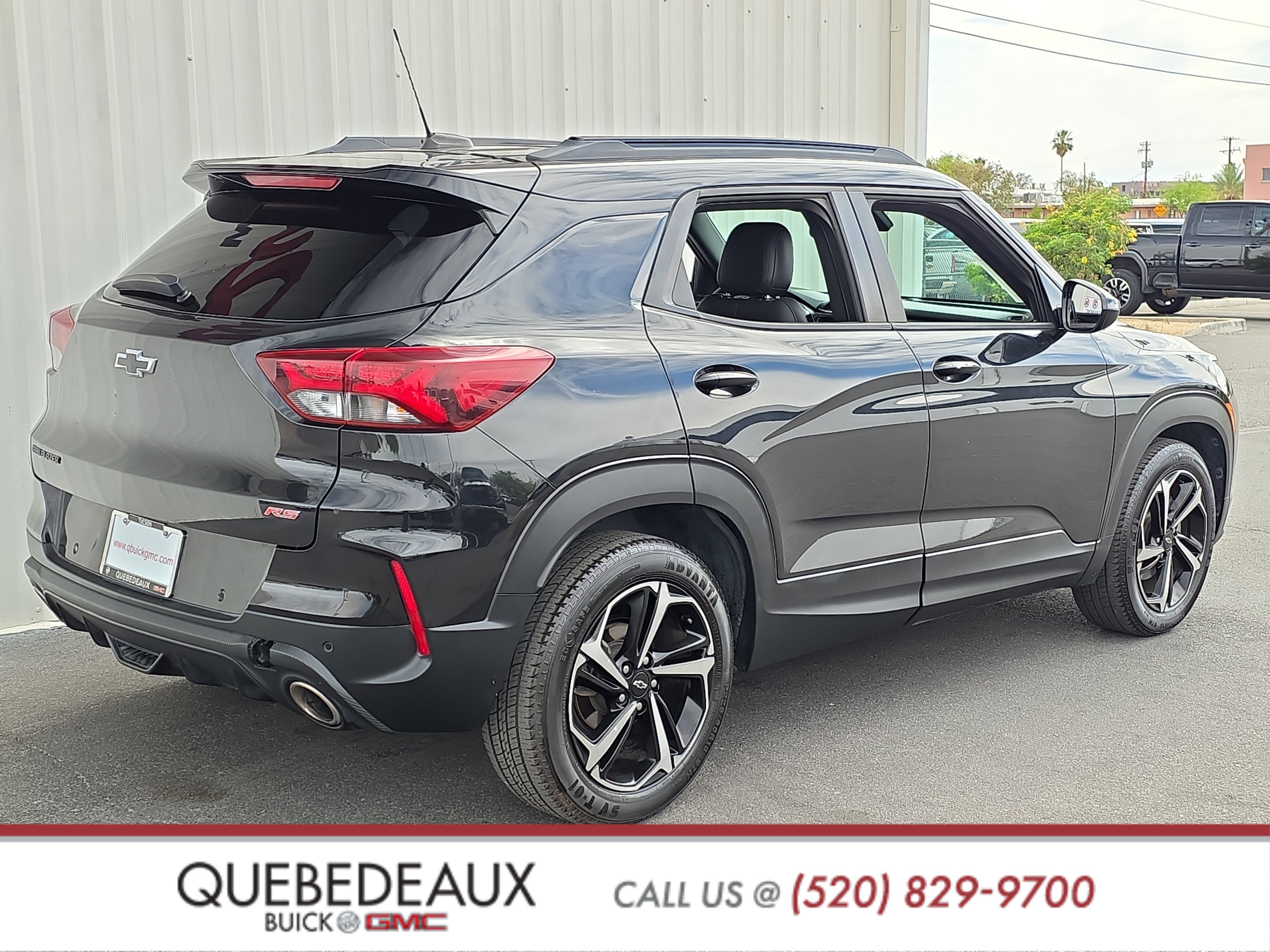 Used 2021 Chevrolet TrailBlazer RS w/ Sun and Liftgate Package FWD image 7