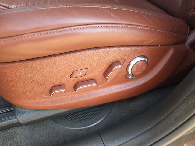 Used 2025 Genesis GV80 3.5T Prestige image 23