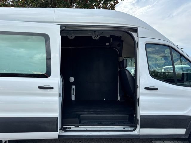 Used 2023 Ford Transit 250 148 High Roof Extended w/ Load Area Protection Package RWD image 13