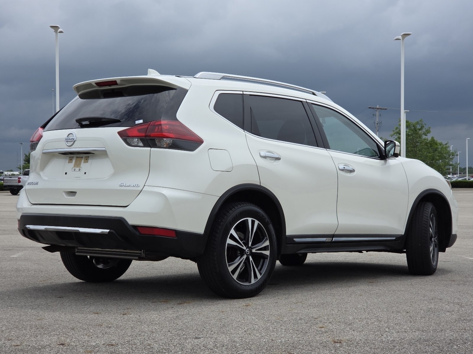 Used 2018 Nissan Rogue SL w/ Premium Package AWD/4WD image 18