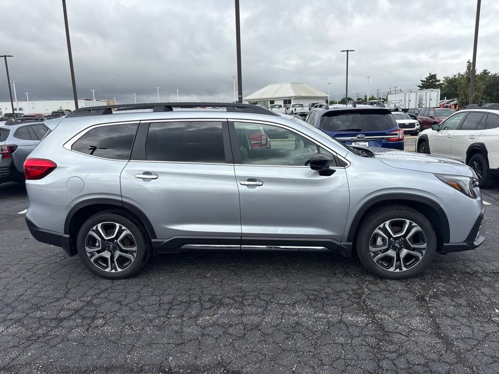 Certified 2026 Subaru Ascent Touring AWD/4WD image 2