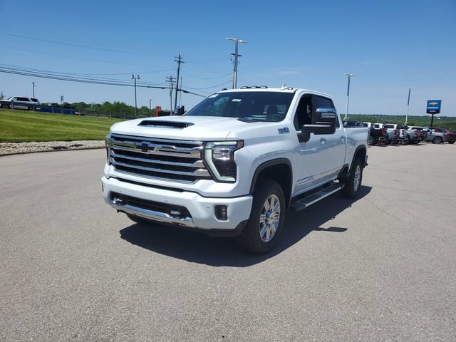 New 2026 Chevrolet Silverado 2500 High Country w/ High Country Premium Package AWD/4WD image 2