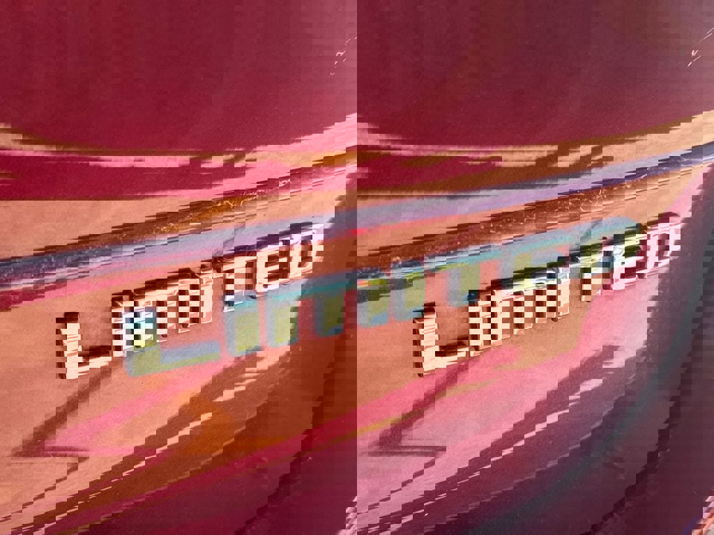 Used 2021 Jeep Grand Cherokee L Limited image 6