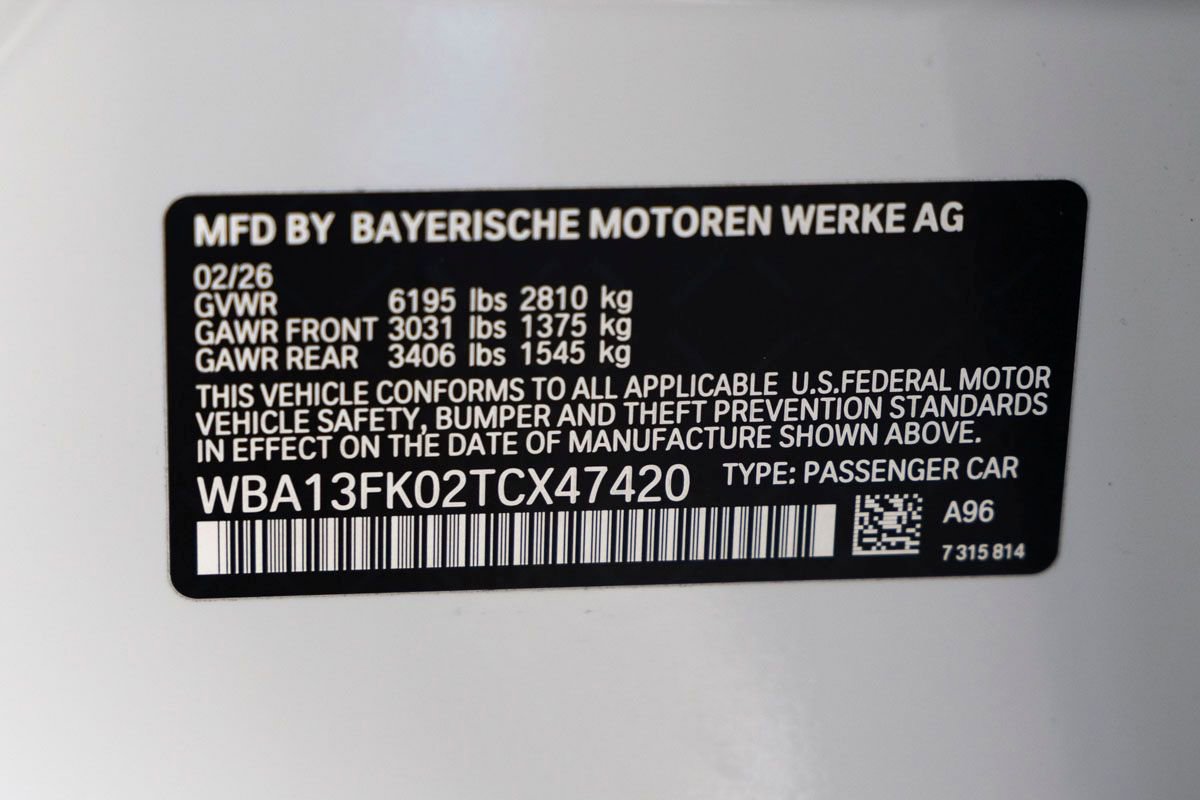 New 2026 BMW 550e xDrive w/ Executive Package AWD/4WD image 38