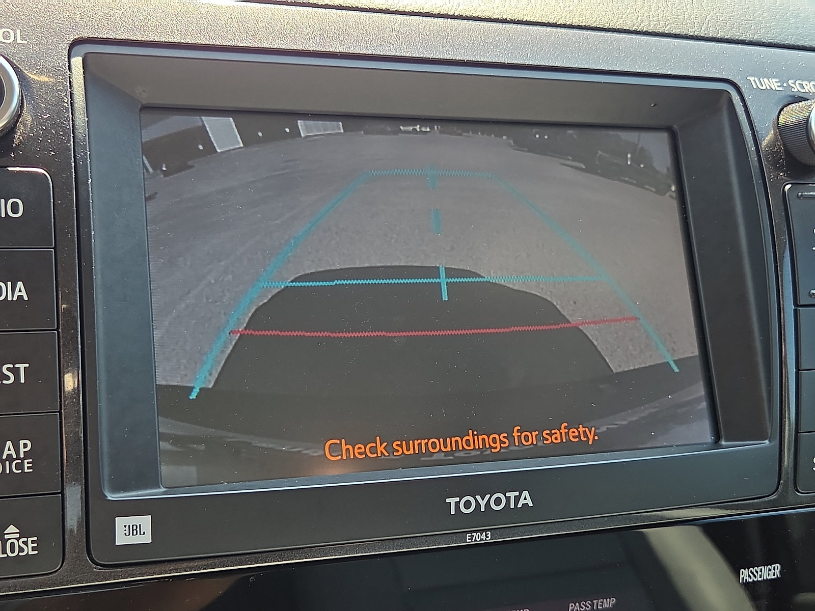 Used 2013 Toyota Sequoia Limited AWD/4WD image 20