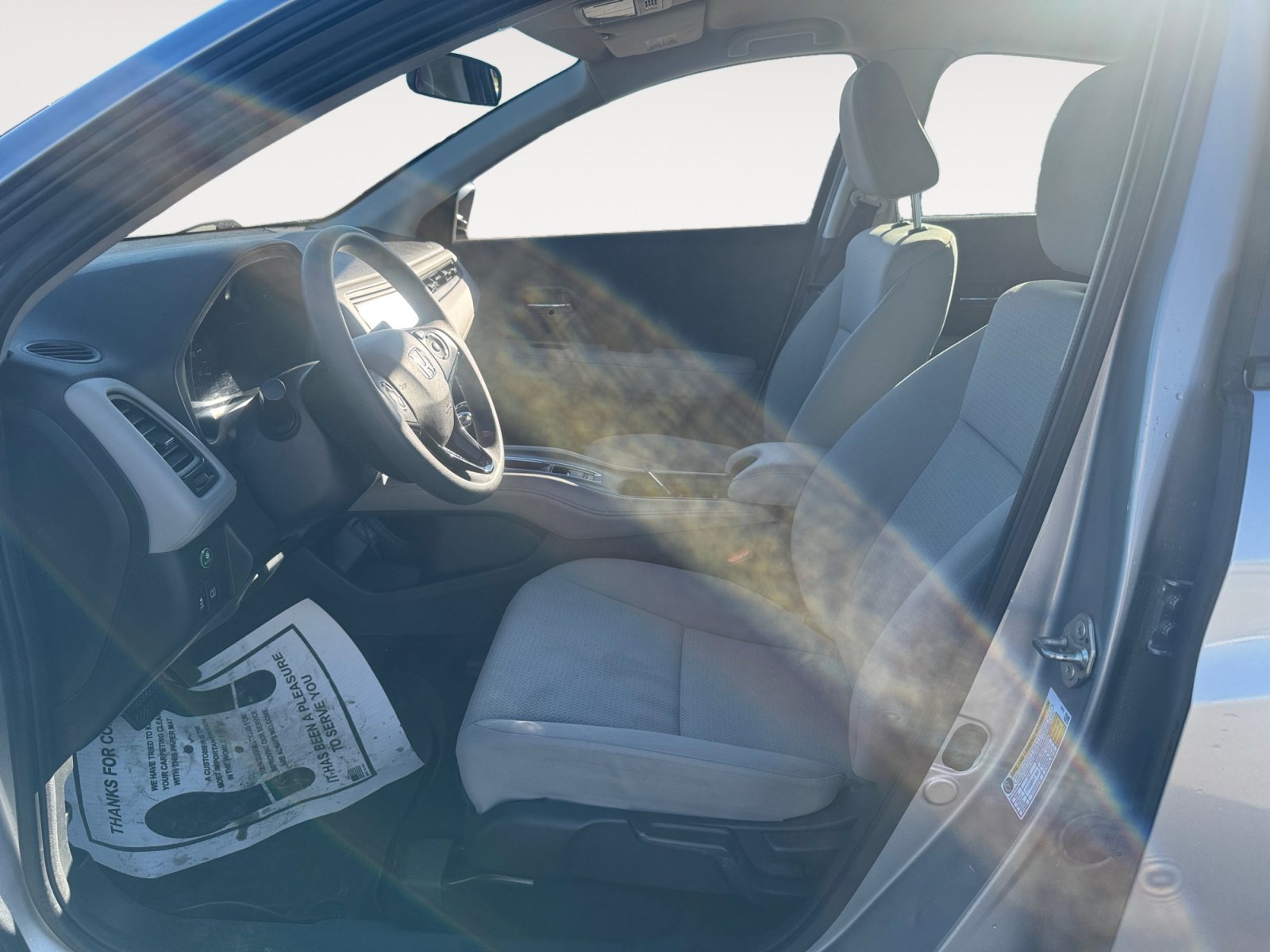 Used 2021 Honda HR-V LX image 9