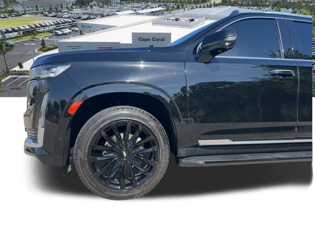 Used 2022 Cadillac Escalade Premium Luxury RWD image 34