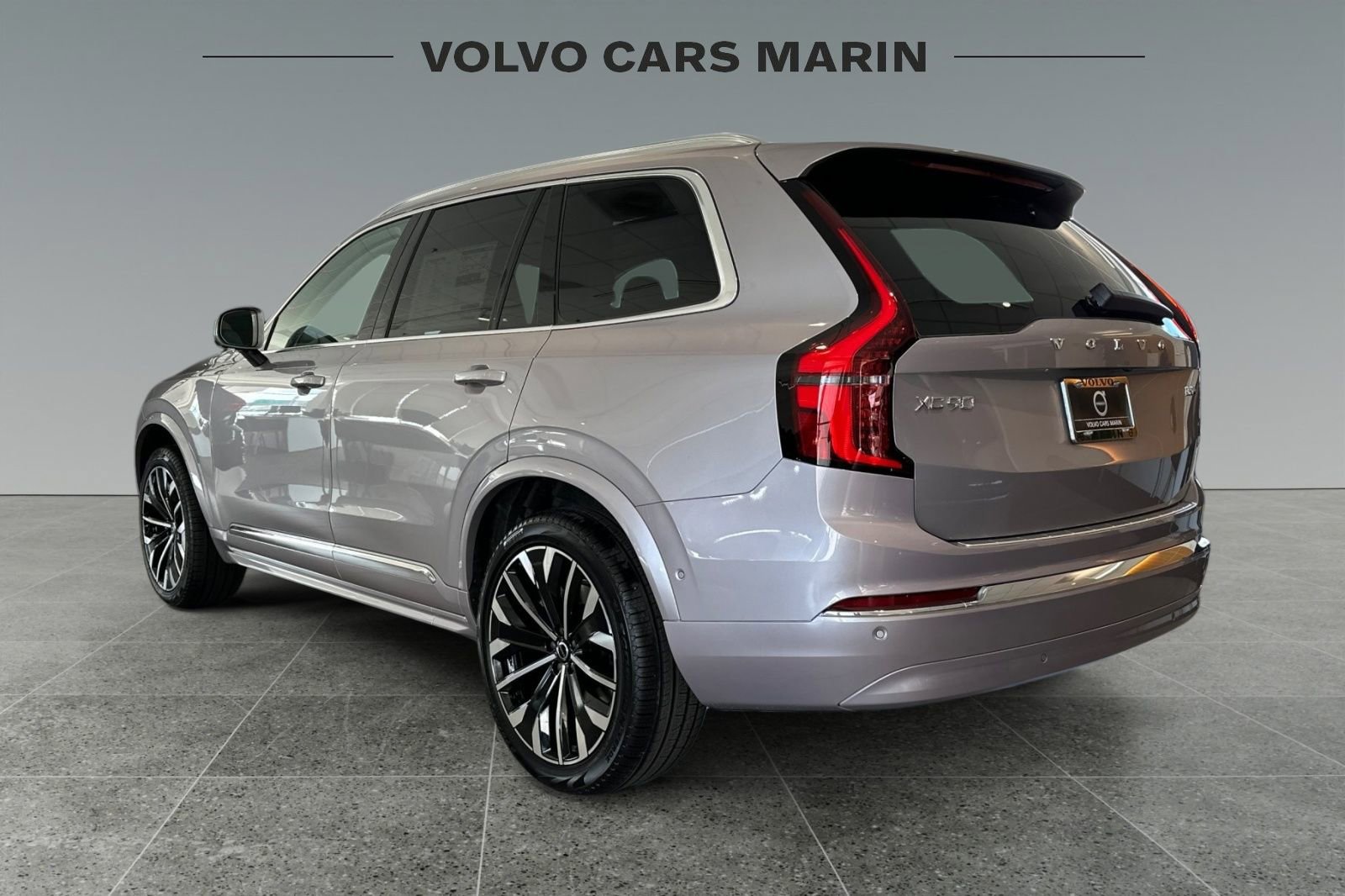 New 2026 Volvo XC90 B5 Plus w/ Protection Package Premier image 6