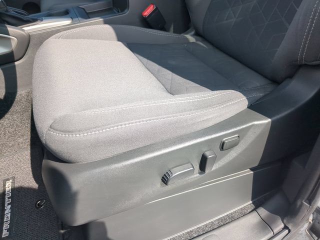 Used 2025 Nissan Frontier SV w/ SV Convenience Package AWD/4WD image 15