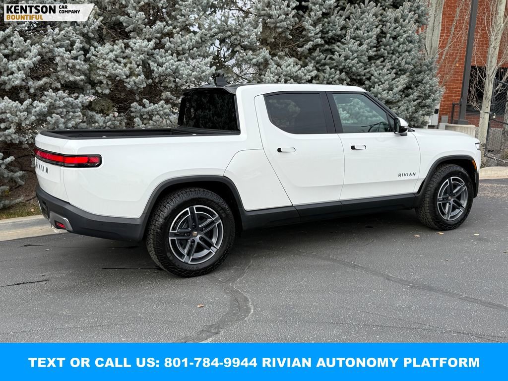 Used 2025 Rivian R1T Adventure image 11