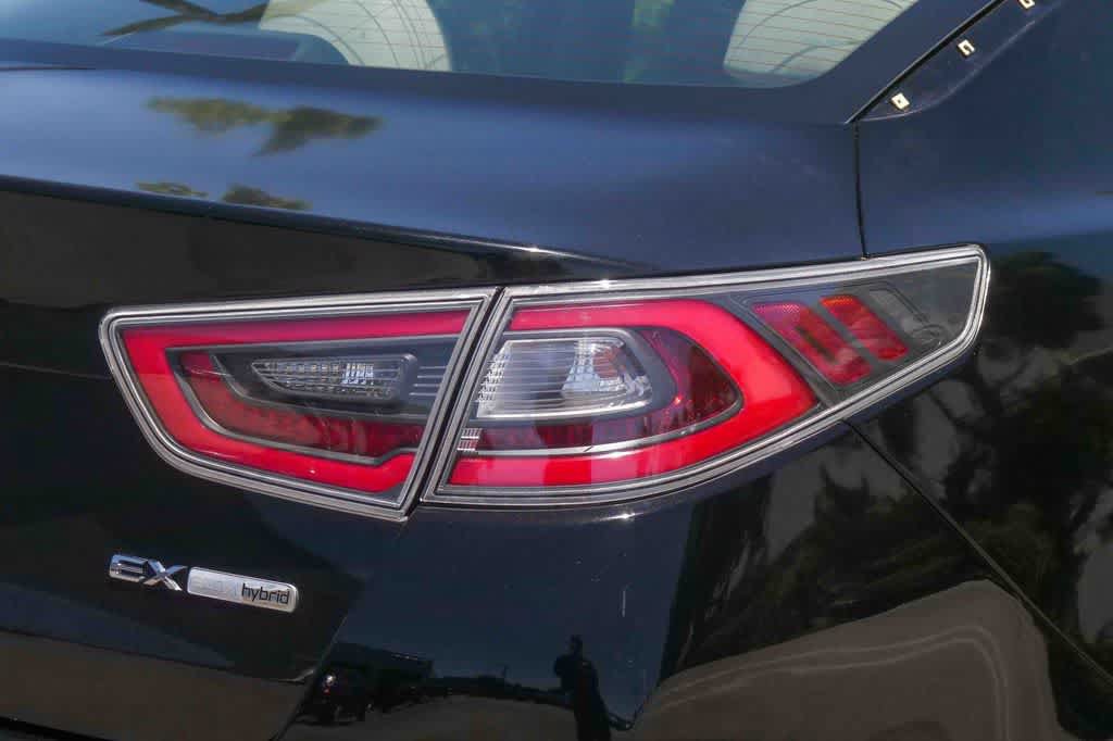 Used 2015 Kia Optima EX w/ Technology Package FWD image 10