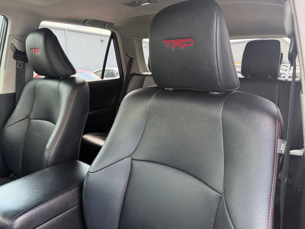 Used 2019 Toyota 4Runner TRD Off-Road Premium AWD/4WD image 13