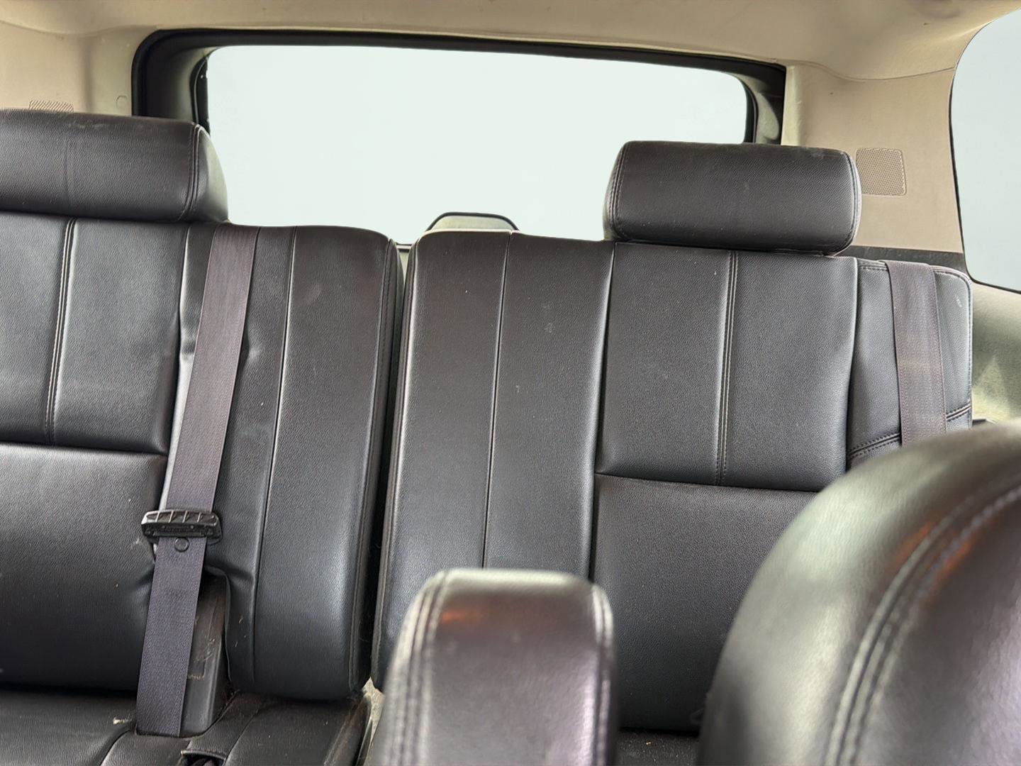 Used 2014 GMC Yukon XL SLT w/ SLT-2 Equipment Package AWD/4WD image 27