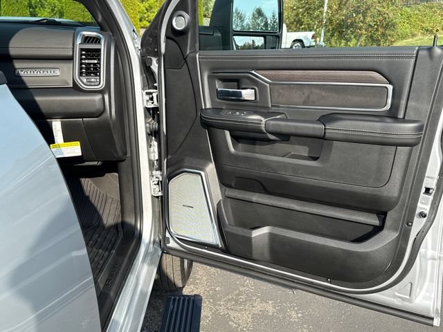 New 2027 RAM 3500 Laramie AWD/4WD image 24