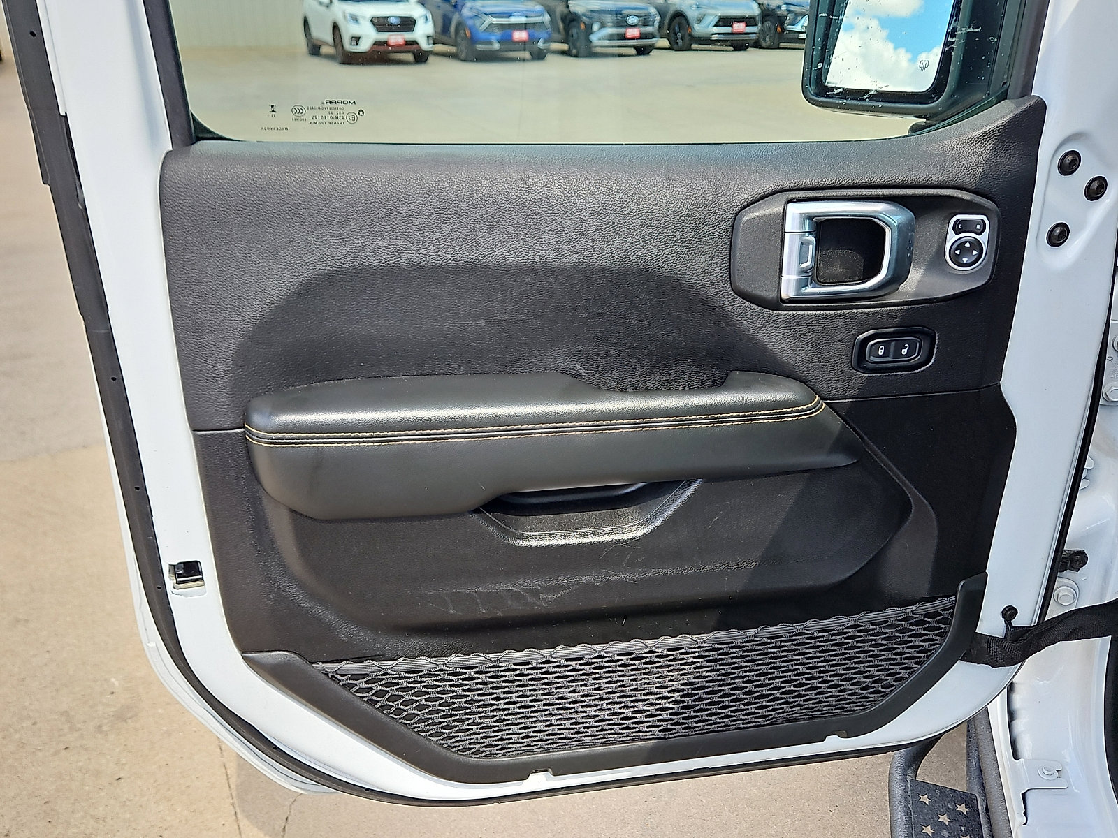 Used 2024 Jeep Wrangler Sahara 4xe image 12