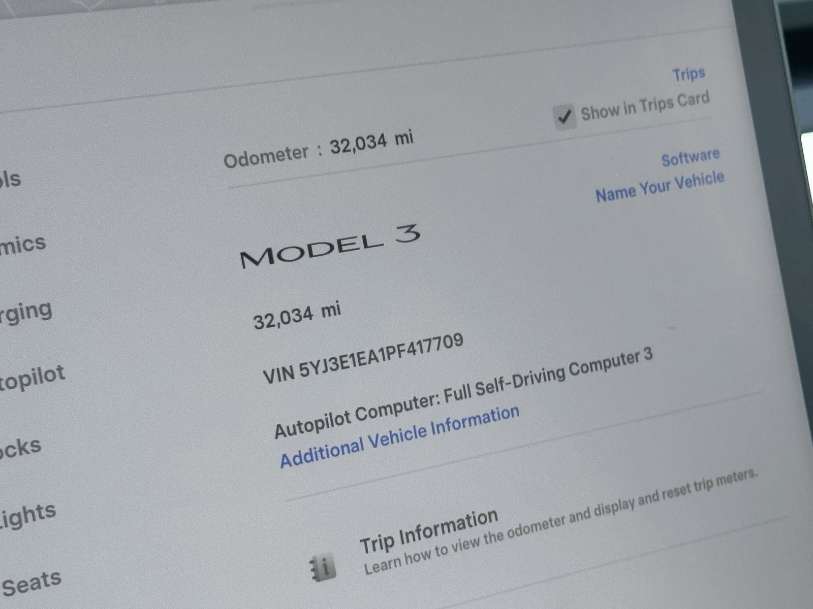 Used 2023 Tesla Model 3 Standard Range image 14