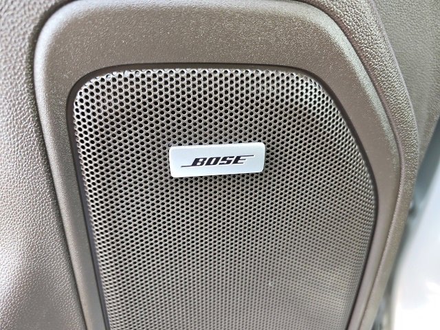 Used 2023 GMC Sierra 3500 SLT w/ SLT Premium Package image 15