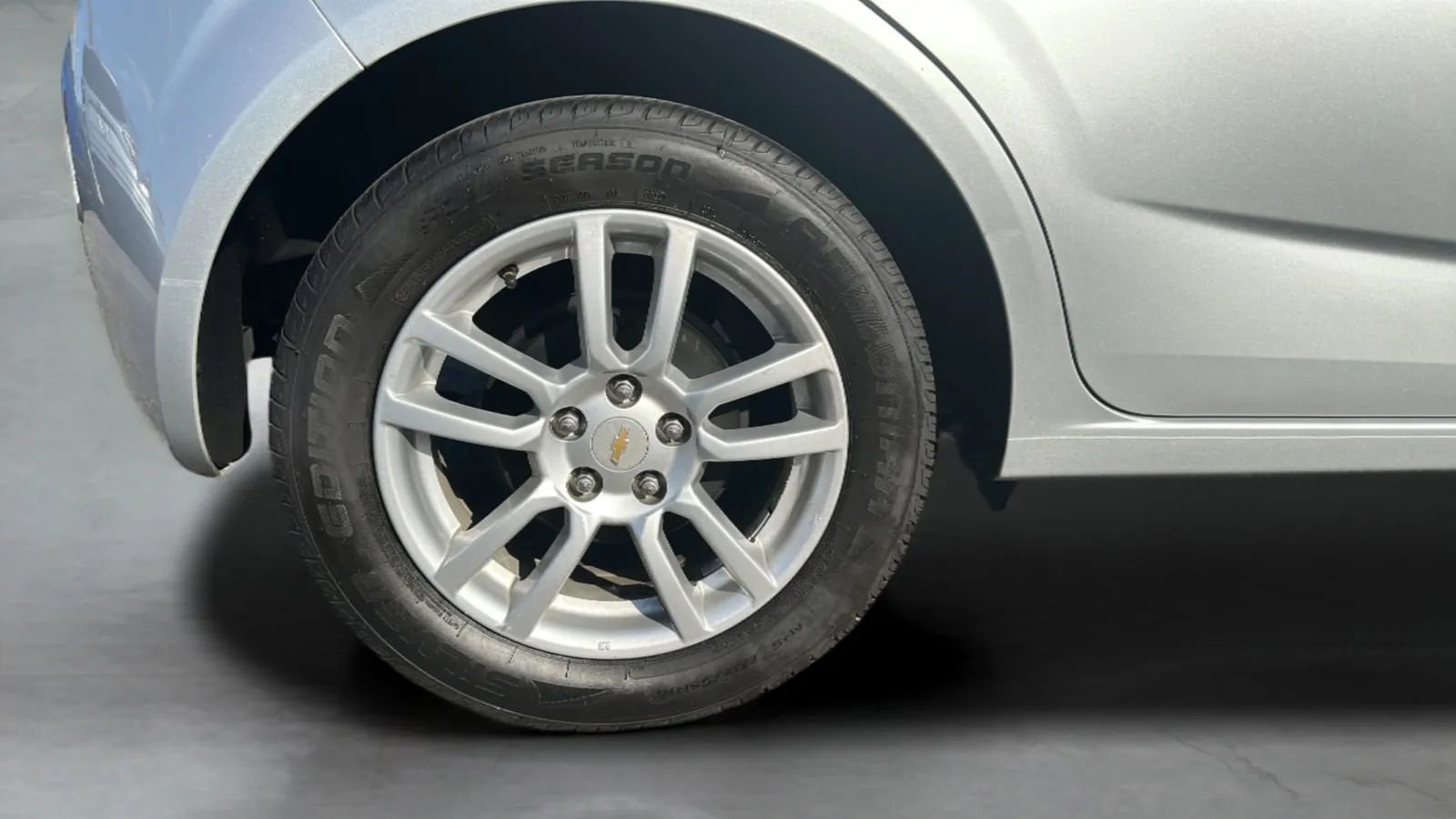 Used 2012 Chevrolet Sonic LT FWD image 22
