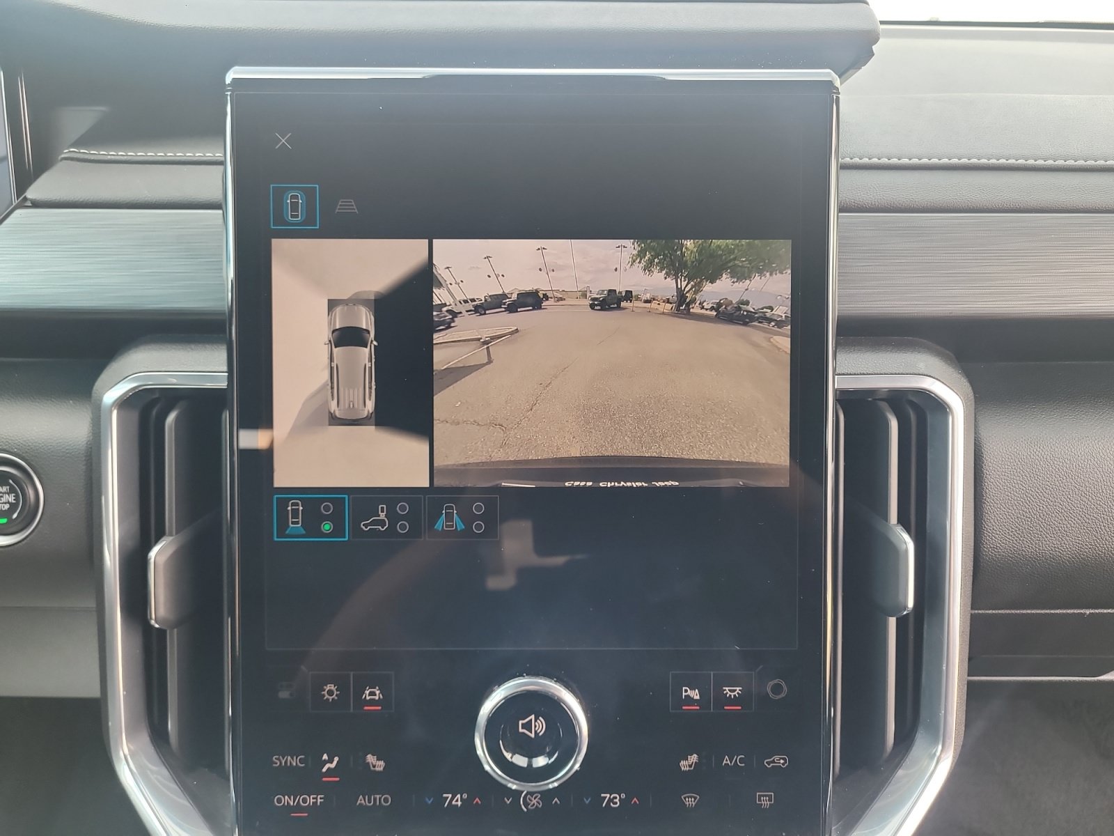 Used 2024 GMC Acadia Elevation FWD image 29