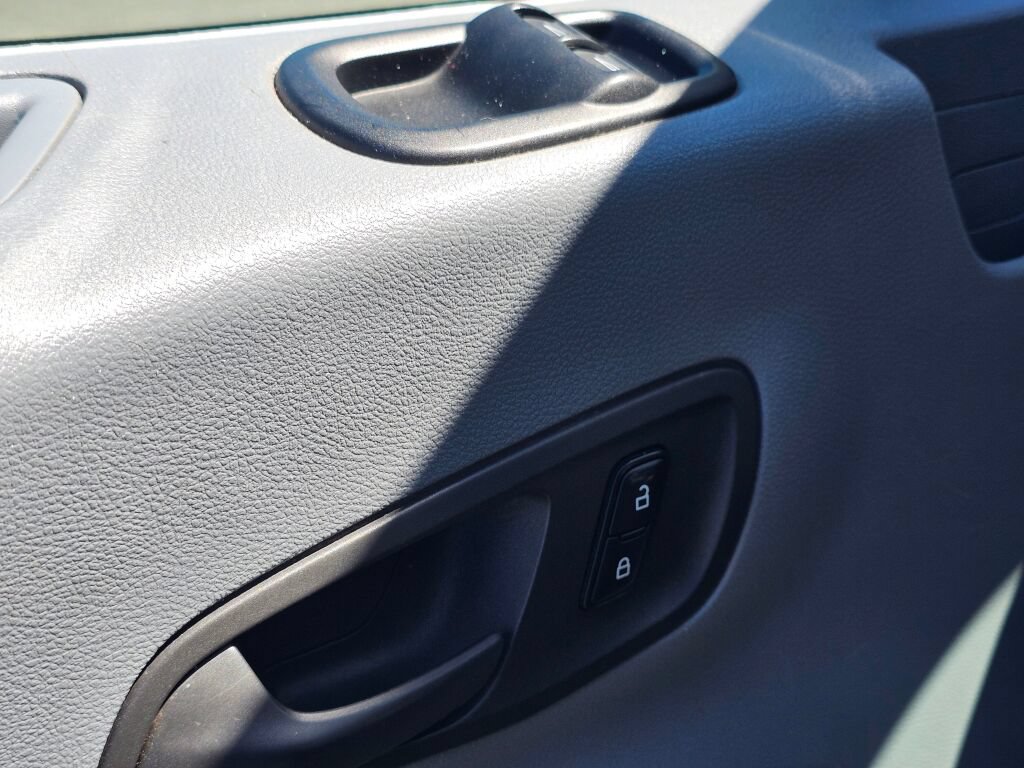 Used 2019 Ford Transit 350 XLT RWD image 21