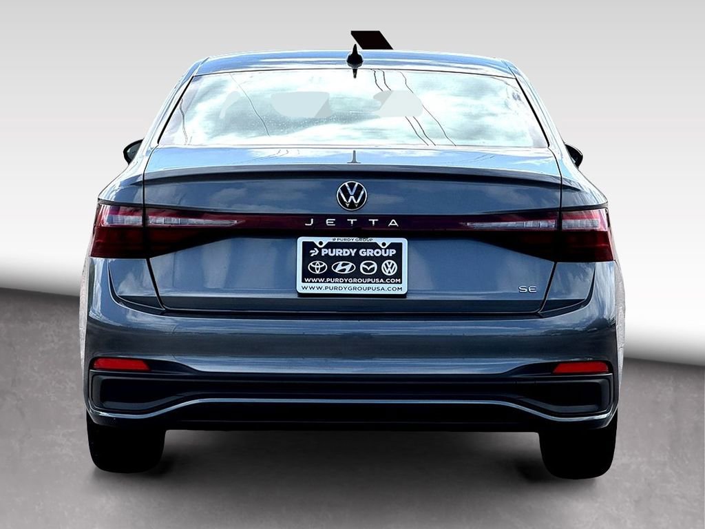 Certified 2025 Volkswagen Jetta SE image 7