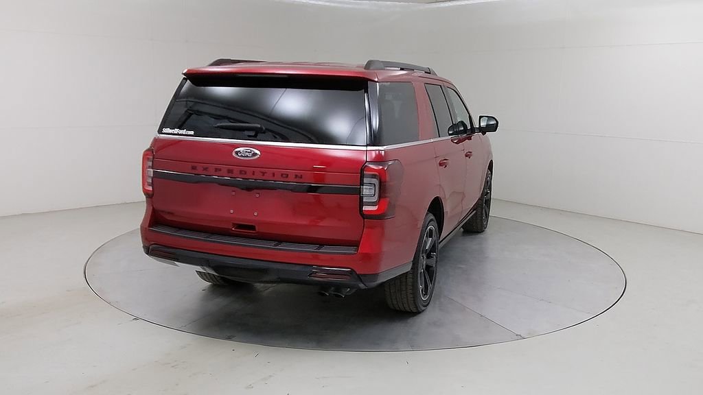 Certified 2022 Ford Expedition Limited AWD/4WD image 16