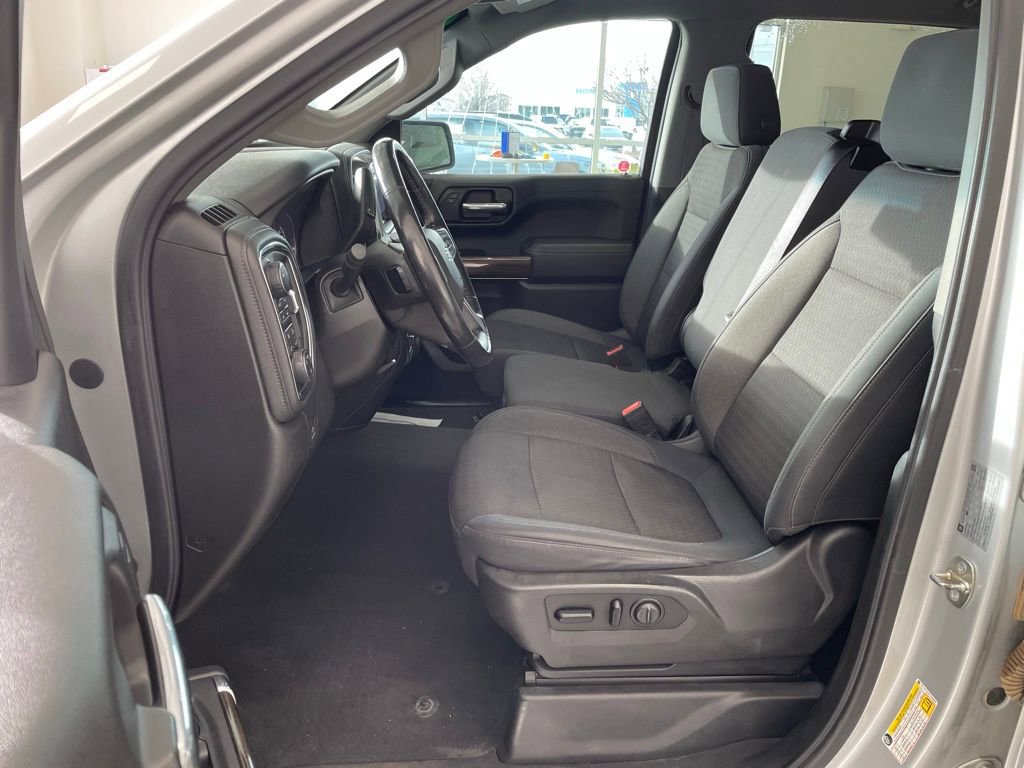 Used 2019 Chevrolet Silverado 1500 RST image 8